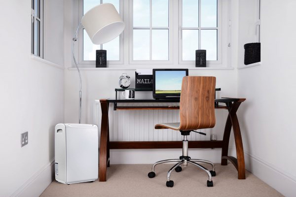 濕氣悶熱三伏天,除濕機(jī)如何驅(qū)除濕氣。